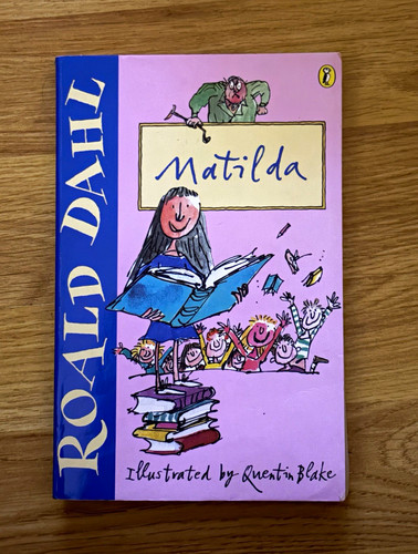 Roald dahl matilda paperback - dahl,