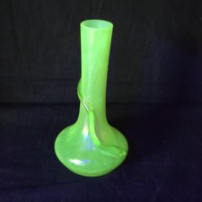 ANTIQUE JOSEF RINDSKOPF OR LOETZ IRIDESCENT  & URANIUM SNAKE TRAIL VASE