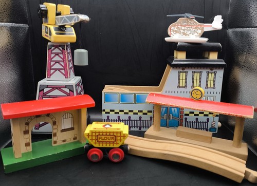 Rail wooden train station - rail,