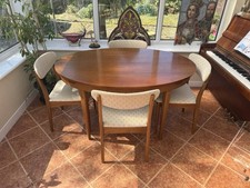 VINTAGE DANISH TEAK EXTENDING
