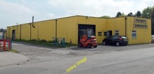 Photo 6x4 Lansing forklift outside Motorists Supercentre, Llantarnam Cwmb c2014