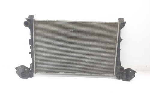 51888085 water radiator