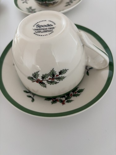 Spode christmas tree - tea, cups