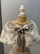 Ladies Bridal Faux Fur Wrap