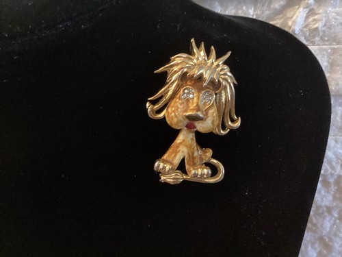 Sphinx gold tone enamel - sphinx,