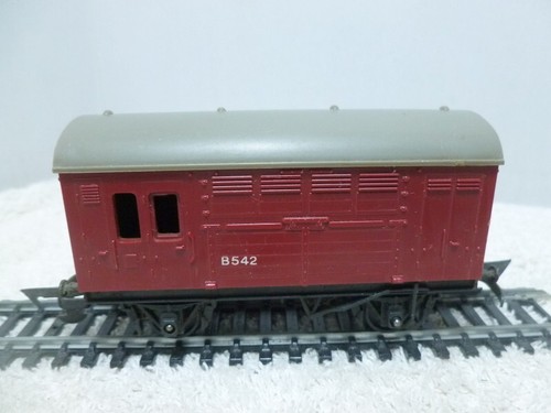 Tri ang r123 maroon horsebox - tri-ang,