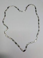 18CT WHITE GOLD FLAT