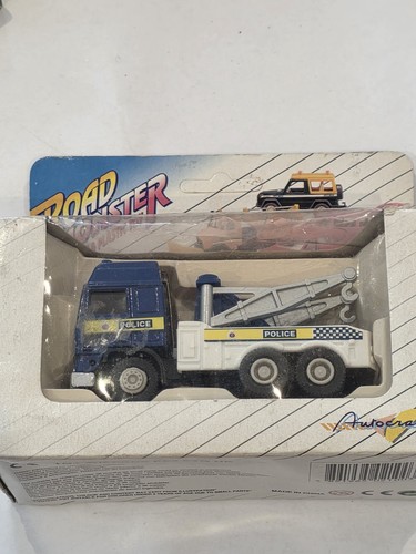 Police wrecker tow truck - tow,