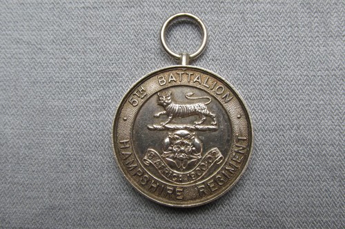 Hampshire regiment silver - --,