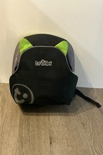 Trunki BoostaPak Travel Backpack & Booster Seat Black & Green Children Car Seat