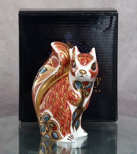 Royal crown derby woodland - crown, 'woodland