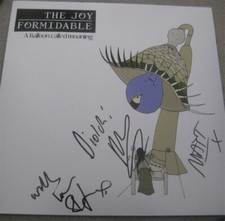 JOY FORMIDABLE SIGNED ALBUM