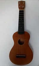 Mahalo Soprano Ukulele Natural Finish Wood Body 4-String Instrument