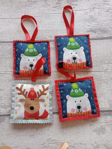 Four lavender tree decorations - four,