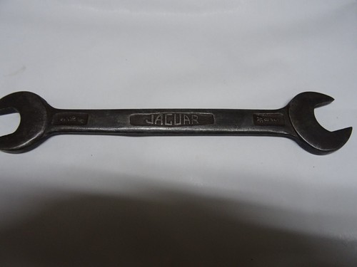 Vintage jaguar snail brand - snail,