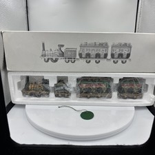 Dept 56 Heritage Village