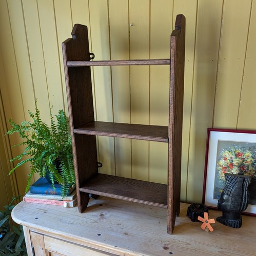 Small antique oak cou shelving - oak,