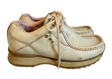 Kickers Womens Cream Leather