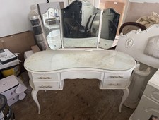 Vintage French Style Dressing Table with Triple Mirror & Glass Top – Shabby Chic