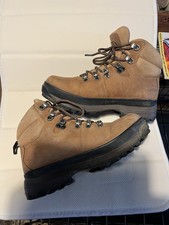 Ladies Brasher Country Master