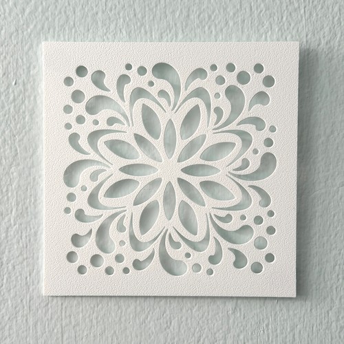 Square floral tile - square,