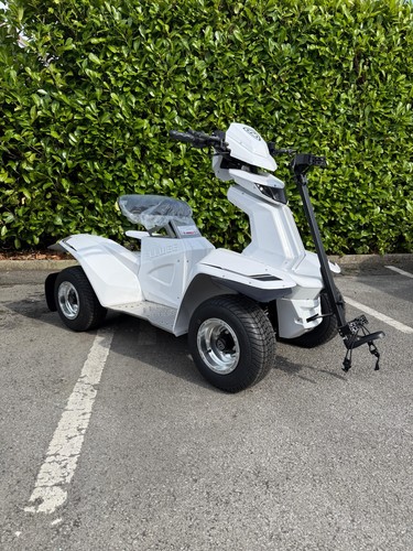 Brand new powerhouse golf - brand,