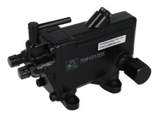 Driver's cab tipping pump fits