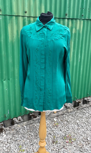 Brora green silk embroidered - brora,