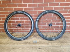 Zipp 302 Carbon Clincher Rim Brake Wheel set - 700c - Excellent Condition