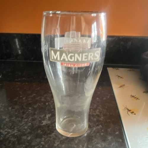 Magners irish cider pint glass - magners,