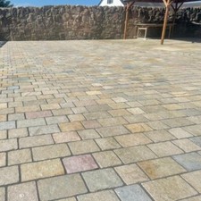 Yellow Limestone cobble setts edging patio Indian stone paving 250x150MM