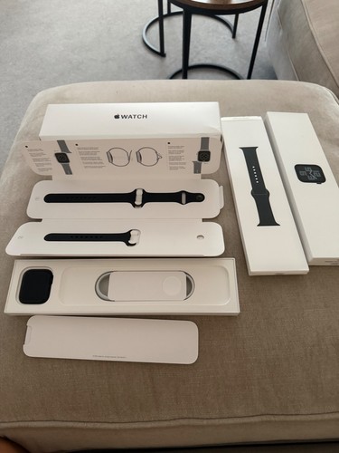 Apple watch 44mm - apple,