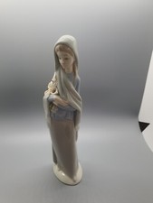Lladro Porcelain Figurine Lady