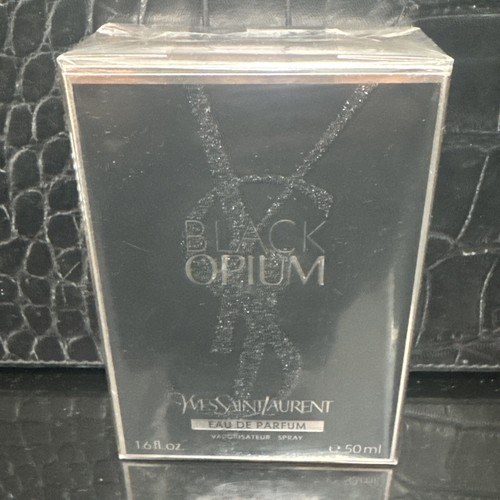 Yves saint laurent - laurent, opium