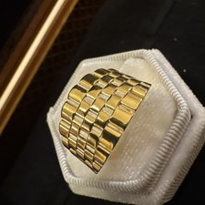 18 Karat Genuine Gold Ring  Size 10/U 1.99 Grams hallmarked Au750