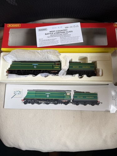 Hornby r2220 southern - hornby, 00