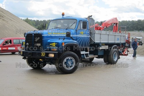 Truck photo saurer d330 - truck,