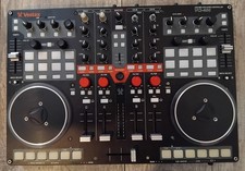 Vestax VCI-400 DJ Controller 4