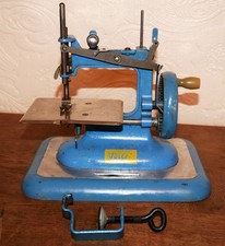 Vintage Vulcan Sewing Machine Miniature Toy C,1950s