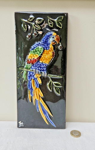 Jie gantofta colourful - gantofta, parrot