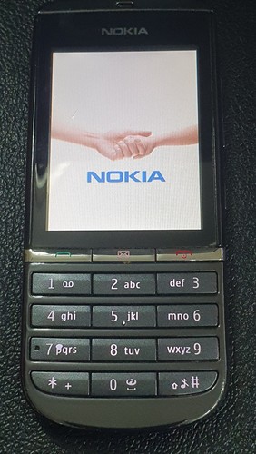 Nokia asha 300 - nokia,