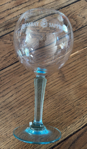 Bombay sapphire gin - bombay,