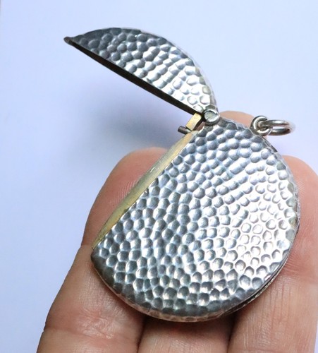 Vintage 1905 round silver - vintage,