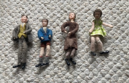 Dolls house vintage dol - dolls,