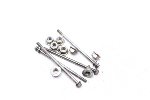 Screw set fastening screws set