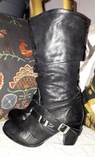 Red or Dead designer black