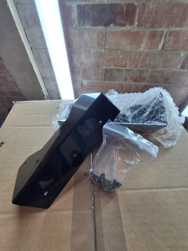 Pair black seat box corner - pair,
