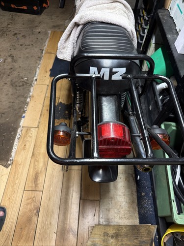 Rear luggage rack - , for