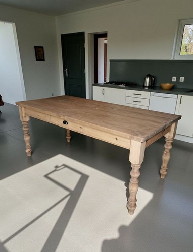 Table foot with - in, draw