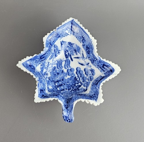Blue and white leaf moulded - white,